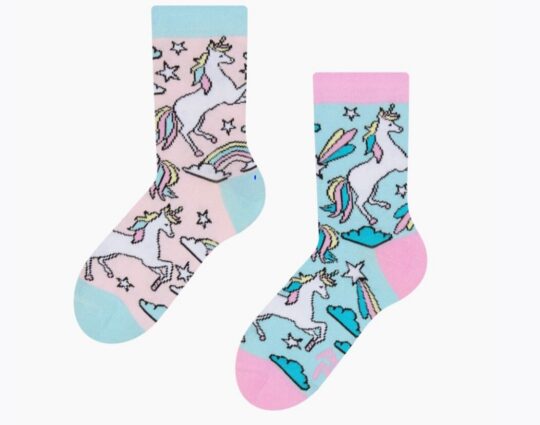 Otroške nogavice DEDOLES - kratke, Rainbow Unicorn, 31-34