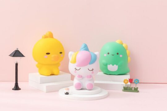 Igrača LAZY STARS Squishy - samorog v vrečki