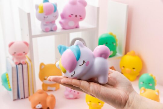 Igrača LAZY STARS mini squishy - samorog