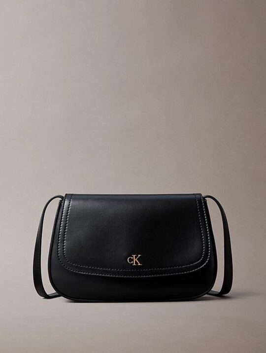 Torbica za čez ramo CALVIN KLEIN Flap - črna