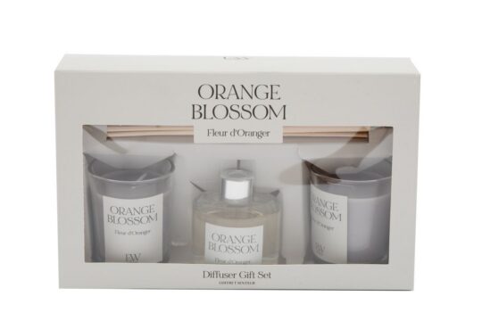 Darilni set SILFC - dišeča sveča & difuzor, orange blossom, 50 ml + 2x sveča