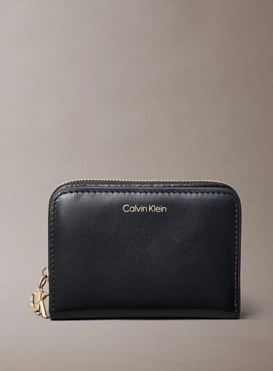 Denarnica Calvin Klein - črna